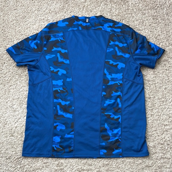 EUC Men’s I-D Ideology Blue/Blue Camouflage Work-out Short Sleeve Shirt Size XL - Picture 4 of 6